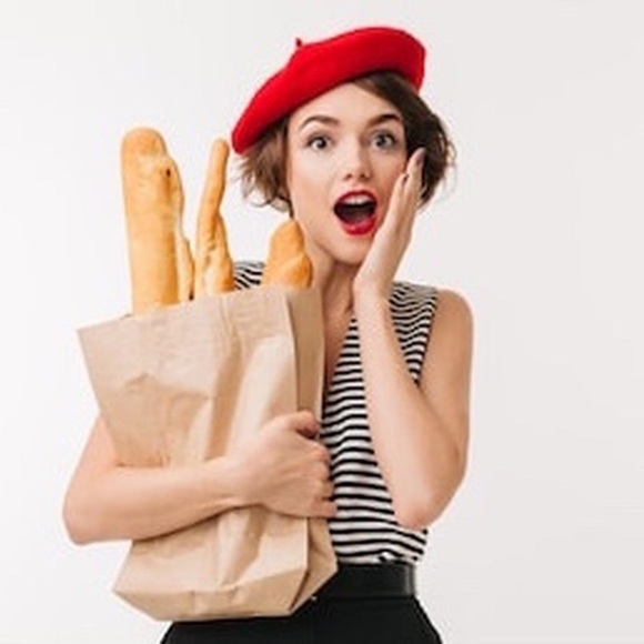 RED FELT BERET - Picture 3 of 4